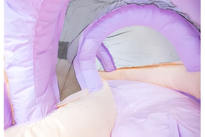 Castello Gonfiabile Taro Viola per Interni ed Esterni, con Scivolo e Piscina di Palline, Ideale per Feste e Matrimoni - Product Image 5