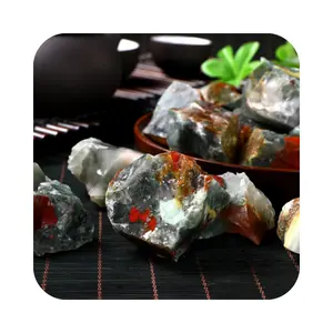 Precio de fábrica, piedra de sangre africana de alta calidad, piedra semipreciosa de curación espiritual cruda para decoraciones de fengshui para el hogar