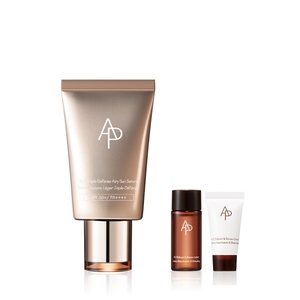 Prodotto per la cura della pelle con siero solare da tripla difesa da 40ml - Product Image 1