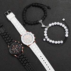 NYY 4개 세트 도매 커플 제네바 쿼츠 손목시계 세트 하트 비즈 팔찌 포함 - Product Image 3