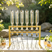 Support de Présentation de Luxe Doré pour 6 Bouteilles de Parfum de 375 ml avec Robinet en Verre pour Mariage, Cosmétiques et Magasin de Détail