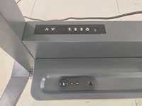 Troli TV Baja Kokoh 98 Inci, Roda Besar Putar 360 Derajat, Motor Ganda, Ketinggian Dapat Diatur, Best Seller Pabrik