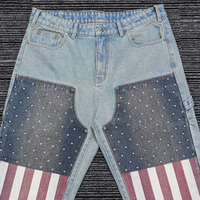 Jean cargo vintage personnalisé avec patchwork drapeau américain, denim rétro coupe droite avec rayures cloutées et broderie étoile