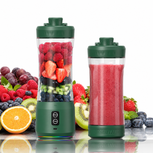 Licuadora Portátil de 600 ml, Vaso para Hacer Smoothies Personal, 6 Cuchillas de Acero Inoxidable, Recargable por USB, Botella Mezcladora de Viaje - Product Image 1