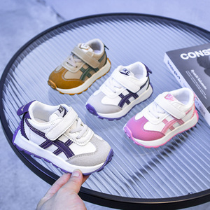 2025 primavera y otoño nuevo estilo antideslizante zapatos deportivos de cuero para niños de suela blanda al por mayor - Product Image 1