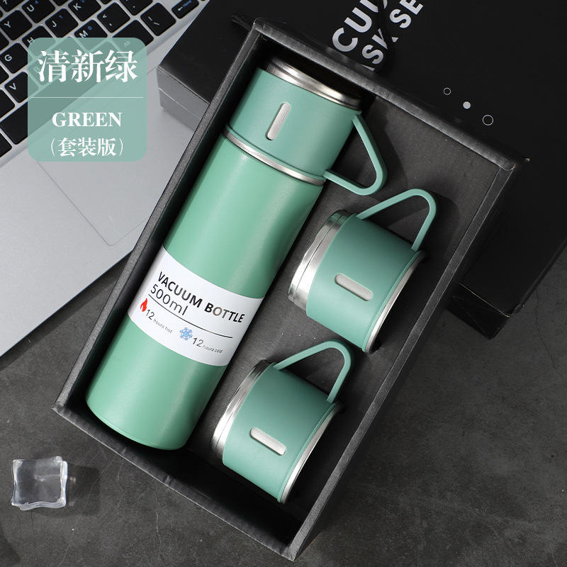 Set di tazze-verde