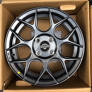 Fabricant Vente 4x100 4X108 4x114.3 5X100 <span class=keywords><strong>5X108</strong></span> 5x114.3 5X112 5X120 15 16 17 <span class=keywords><strong>18</strong></span> 19 Moyeux de roue en alliage de 20 pouces pour voitures de tourisme - Product Image 5