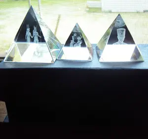 3D Laser Etch Crystal Glass Egypt Pyramid Paperweight SET MH-F0497