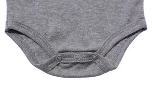 Baby-Kleidung Sommer Kurzarm-Polo-Strampler 100% Baumwolle Einfarbig Niedlich Unisex Druckknopfverschluss Neugeborenen-Kletteranzug Außenhandel - Product Image 6