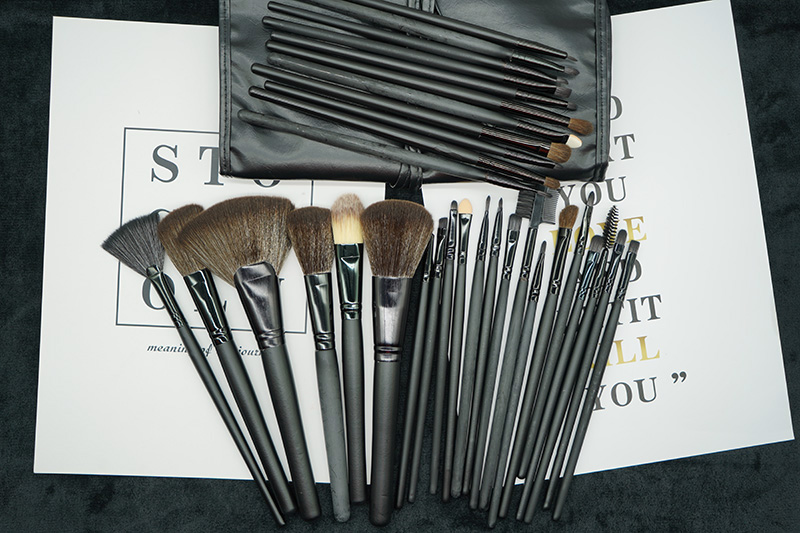 Cheap China High Quality Best Animal Goat Hair Synthetic Cosmetic Makeup Brushes Kit Set Brush For Beginners
