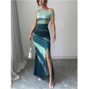 Vestidos al por mayor para mujer: Vestido ajustado de color contrastante estilo europeo y americano con hombro descubierto para comercio exterior. - Product Image 4