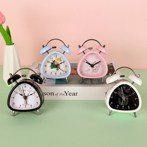 Nuovo potente cartone animato in metallo sveglia per studenti e bambini Display al quarzo per il risveglio nel <span class=keywords><strong>comodino</strong></span> del dormitorio - Product Image 5