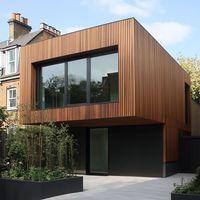 Panneau acoustique WPC moderne pour extérieur, revêtement mural cannelé, résistant au feu, insonorisant, pour hôtels et écoles