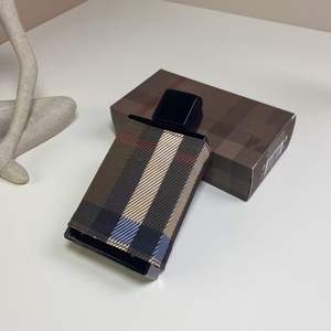 Perfumes Árabes al por Mayor, Perfumes de Dubái al por Mayor, Perfume Local en Stock en EE. UU., Productos Más Vendidos 2026, Colonias de Diseñador para Hombre - Product Image 6