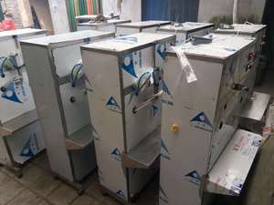 Macchina riempitrice semi automatica <span class=keywords><strong>auto</strong></span>-<span class=keywords><strong>fluido</strong></span> per riempimento quantitativo attrezzatura per inscatolamento a pressione pasta di miele - Product Image 5