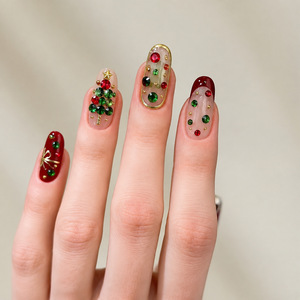 Ensemble de breloques pour ongles en résine et strass de Noël, perles en résine de dessin animé, accessoires DIY pour la décoration des ongles et des coques de téléphone - Product Image 6