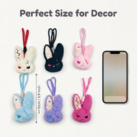 Porte-clés en peluche lapin d'Halloween avec broderie unique, jouet en peluche lapin, breloque souple portable pour sac à dos