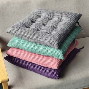 工場直販卸売 コーデュロイ製 オフィス・教室用椅子クッション 通気性のあるソフトシートパッド 腰痛対策クッション シートクッション - Product Image 1