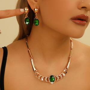 Cross-border Europe United States Hot Gold Inlaid White Rhinestone Green <b>Crystal</b> Alloy Blade Chain Necklace Earrings Set Ladies - Product Image 1