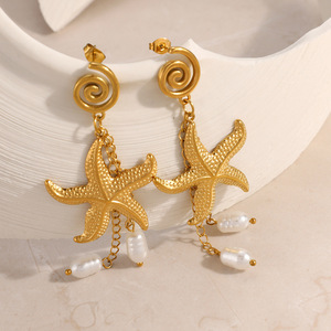 Boucles d'oreilles pendantes étoile de mer en acier inoxydable plaqué or 18 carats avec perle, style plage, bijoux de mode - Product Image 3