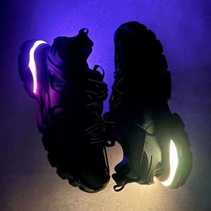 Nouvelles Chaussures de Course Designer 2026 3.0 avec Lacets LED pour Hommes – Baskets Décontractées Originales de Haute Qualité pour Hommes et Femmes - Product Image 2