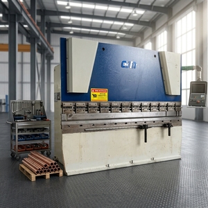 Máquina Plegadora <span class=keywords><strong>de</strong></span> Placas Manual <span class=keywords><strong>de</strong></span> <span class=keywords><strong>Segunda</strong></span> <span class=keywords><strong>Mano</strong></span>, <span class=keywords><strong>de</strong></span> Alta Eficiencia y Ahorro <span class=keywords><strong>de</strong></span> Energía, con Barra <span class=keywords><strong>de</strong></span> Torsión y Motor, para Fabricación <span class=keywords><strong>de</strong></span> Metal - Product Image 1