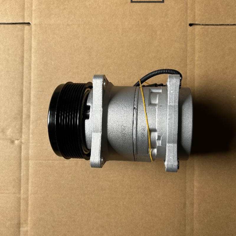 YZ160082210056 SINOTRUK SITRAK SE7H15 A/C Kompresörü Yeni 24V