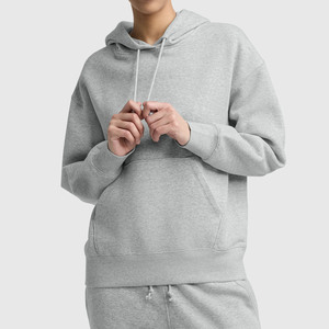 Sweat-shirt à capuche décontracté polyvalent pour femmes et ensemble assorti, sweat-shirt uni pour femmes avec logo brodé - Product Image 1