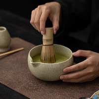 Ensemble de quatre pièces en céramique vert matcha pour cérémonie du thé, design Dynastie Song, style Japandi, écologique et durable, avec bol et cuillère