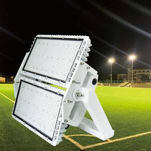 TAIWÁN profesional 420W 560W 700W 3000W Luz de inundación solar para granja - Product Image 1