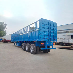 Semi-remorque à parois latérales pour le transport de bétail |   Remorque à paroi latérale pour le transport de bétail - Product Image 2