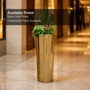 Macetero Moderno Grande Dorado con Espejo Facetado, Maceta Alta de Acero Inoxidable para Decoración de Lobbies de Hoteles de Lujo y Centros Comerciales - Product Image 4