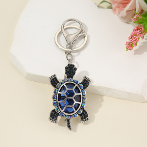 พวงกุญแจรูปเต่าโลหะสีทองสไตล์วินเทจ ประดับคริสตัลหลากสี พิมพ์ลายซิลค์สกรีน ของตกแต่งสำหรับผู้หญิง - Product Image 6