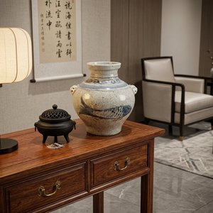 <span class=keywords><strong>Vaso</strong></span> in Porcellana Screpolata Stile Transizionale con Manici a <span class=keywords><strong>Testa</strong></span> di Leone e Motivo Tradizionale Pesce Blu per Decorazione Console Ingresso - Product Image 3
