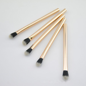 Manico In Metallo oro Singolo Private Label <span class=keywords><strong>Ombretto</strong></span> <span class=keywords><strong>Pennelli</strong></span> <span class=keywords><strong>Ombretto</strong></span> Blending Brush - Product Image 5