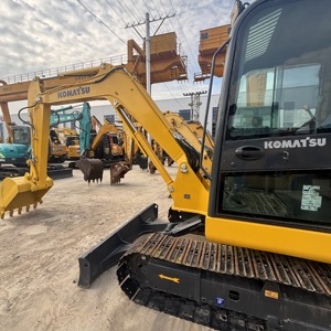 Mini-excavatrice Komatsu PC56-7 d'occasion, originale du Japon, 5,3 tonnes, petite pelle sur chenilles, à vendre - Product Image 2