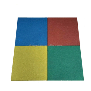 Revêtement <span class=keywords><strong>de</strong></span> sol en caoutchouc pour <span class=keywords><strong>salle</strong></span> <span class=keywords><strong>de</strong></span> sport Carreaux <span class=keywords><strong>de</strong></span> sol en caoutchouc écologiques pour <span class=keywords><strong>salle</strong></span> <span class=keywords><strong>de</strong></span> sport <span class=keywords><strong>Tapis</strong></span> <span class=keywords><strong>de</strong></span> sol pour vaches en caoutchouc recyclé - Product Image 3