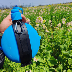 Mới phổ biến 580ml xách tay du lịch ngoài trời Cắm trại Có thể gập lại chai Silicone tái sử dụng thể thao cầm tay chai - Product Image 5