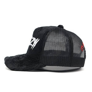 Chapeau en maille de camionneur en velours flou à 5 panneaux avec logo personnalisé brodé Casquette en gros - Product Image 3