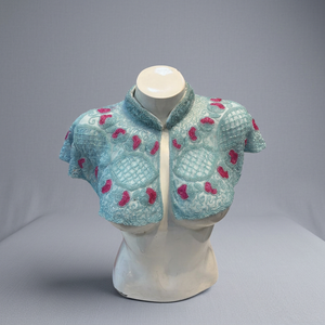 Venta al por mayor de ropa festiva de moda: Top de baile escénico para mujer, azul claro, con cuentas y bordados, estilo tribal para adultos. - Product Image 3