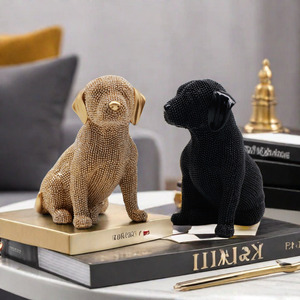 Productos más vendidos en los Emiratos Árabes Unidos estatua de perro <span class=keywords><strong>labrador</strong></span> figuritas para el hogar adornos de jardín de resina perros - Product Image 3