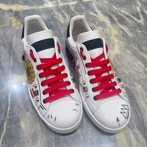 Zapatos de Diseñador Bordados de Lujo, Zapatos Casuales de Skateboard con Estilo Graffiti para Hombre, Logotipo Personalizable - Product Image 3