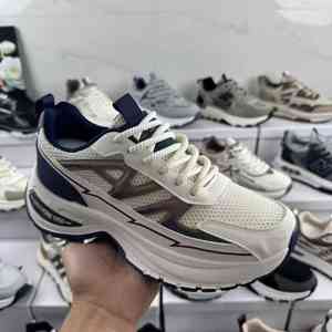 Balles Neuves de Chaussures Mixtes de Créateur pour Femme Homme Enfant de Quanzhou Ballots de Seconde Main en Caoutchouc Baskets de Basketball de Marque - Product Image 2