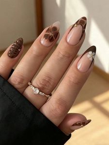 Set de Uñas Postizas Listas para Usar, Bellamente Empaquetadas en Caja de Exhibición, Regalo Perfecto para Amantes del Arte de las Uñas y Amigos - Product Image 6
