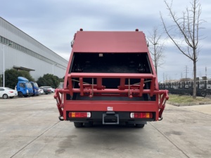 Nuovo Autocarro Compattatore di Rifiuti HOWO 6*4, Grande Volume, Caricatore Posteriore Idraulico, per Carichi Pesanti - Product Image 3
