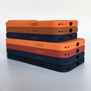 Custodia Magnetica in <span class=keywords><strong>Silicone</strong></span> con Logo per <span class=keywords><strong>iPhone</strong></span> 17 Pro Max 16 15 14 13 <span class=keywords><strong>12</strong></span> - Bestseller - Product Image 4
