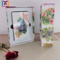 Impression de jeux de tarot personnalisés haut de gamme OEM ODM, bordure dorée et vernis UV sélectif, cartes de tarot standard avec illustrations personnalisées, échantillonnage rapide