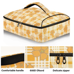 Hawaiian Puakenikeni Flower Print Fishermen Food Takeout Custom Design Insulated Potluck Casserole Carrier With Handle - Product Image 2