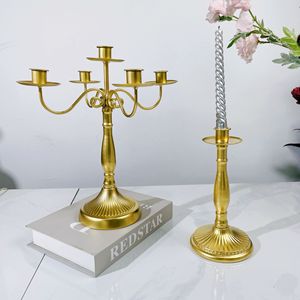 Ensemble de candélabres dorés à 5 bras et support unique pour décorations de table de mariage, ornement en fer pour bougies - Product Image 1