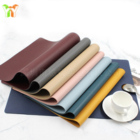 Napperons imperméables en similicuir antidérapants Tapis de table lavables faciles à nettoyer pour la cuisine Tapis et coussinets en PVC antidérapants